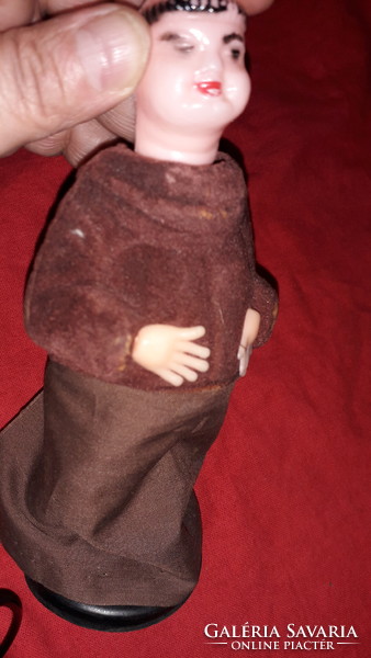 Régi 1970-s évek RITKA figura MERRY MONK humoros pajzán szerzetes dobozával 20 cm a képek szerint