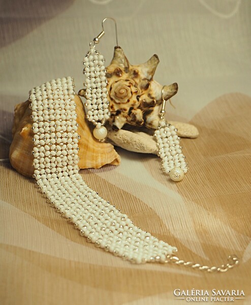 Handmade jewelry set, bracelet with earrings