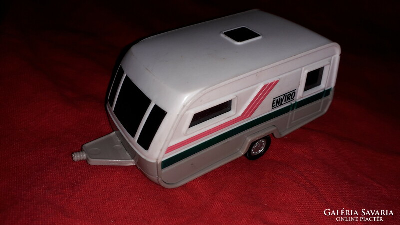Retro metallcar Hungarian small-scale plastic toy caravan 14 x 8 x 10 cm according to the pictures