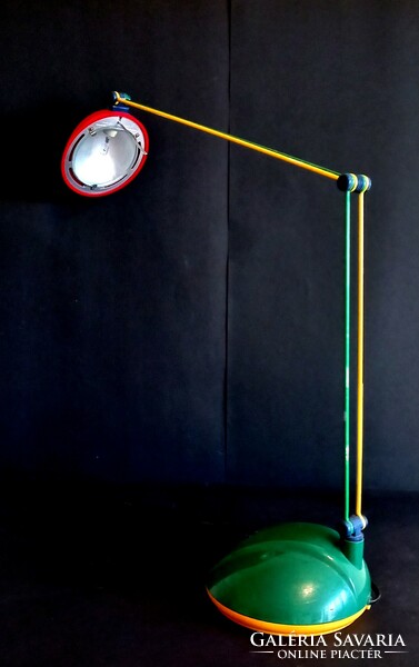 Iconic memphis color table lamp design negotiable