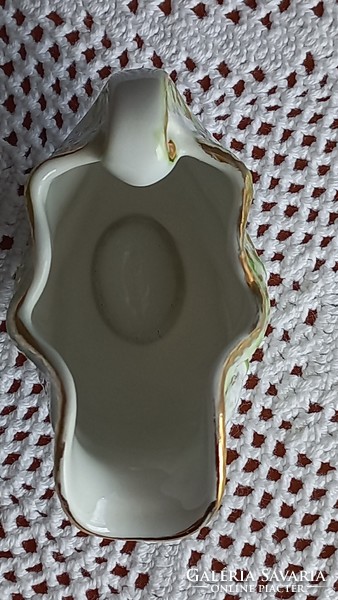 Shell-shaped decorative object with rich Victoria pattern from Herend, flawless, marked, 6.5 x 8 cm, opening: 6.5 cm.