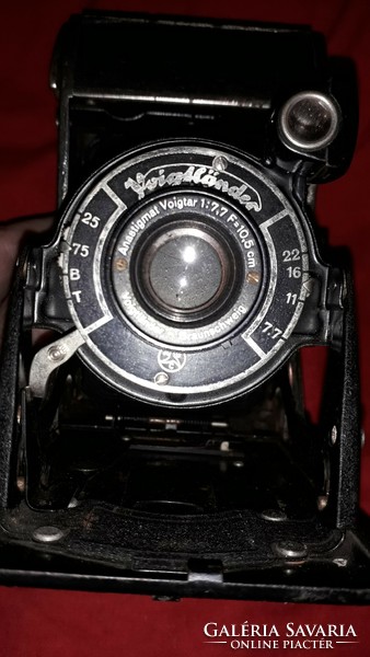 Antik német Voigtländer BESSA harmonikás fényképezőgép bőrtokjával a képek szerint