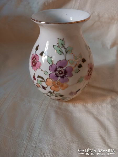 Zsolnay pillangós váza 13 cm