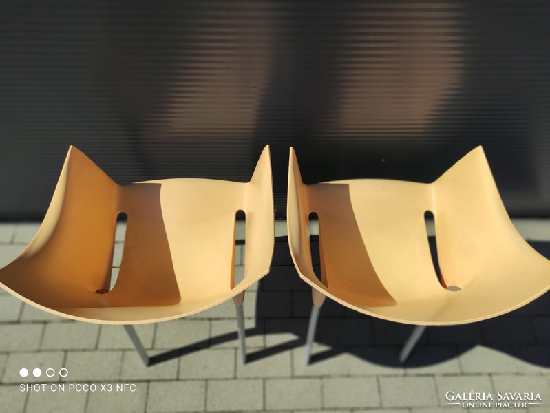MOST KETTŐ EGYÜTT AKCIÓ! Philippe Starck design Dr.NO szék pár a Kartell-től elegáns aprikot színben