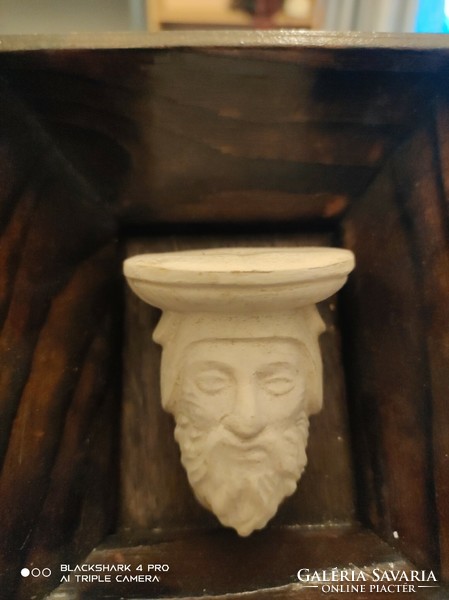 Vintage small statue head, in a frame