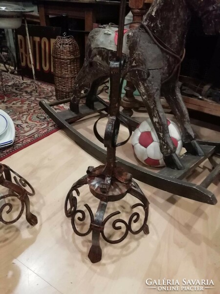 Rusztikus kovácsolt lámpák, szép patinás darabok, 20. század közepei, vagy későbbi, vintage lámpák