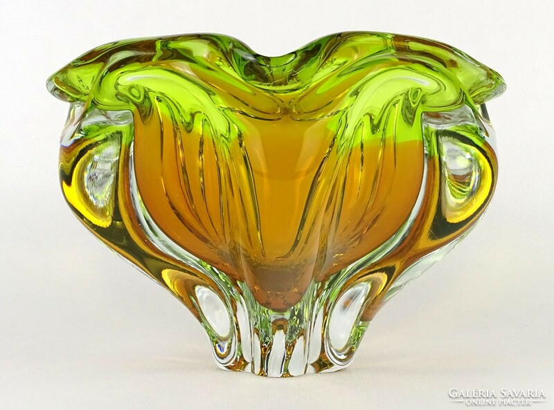 1M594 Fújt üveg BOHEMIA művészi zöld - borostyán színű dísztárgy