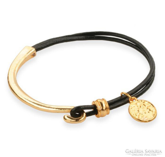 Special gold-colored bracelet with genuine leather and gold-colored pendant.