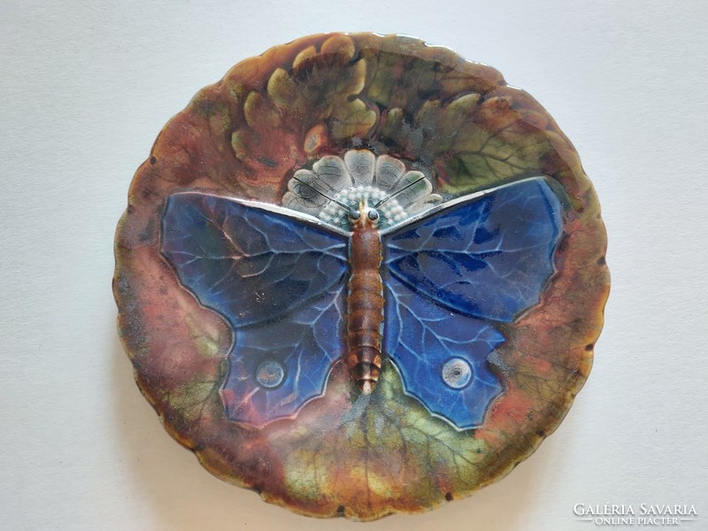 Régi fajansz tányér pillangó mintás majolika dísztányér