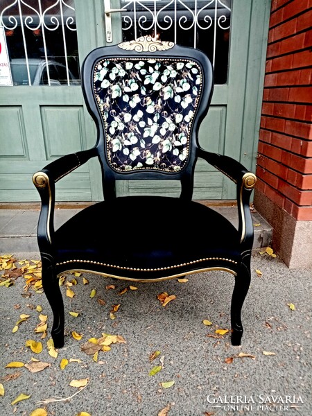 Armchair, individually renovated