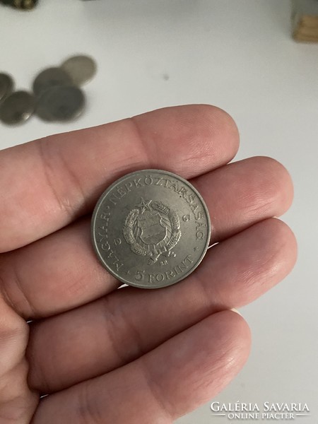 2 db Kossuth 5 és 100 forint