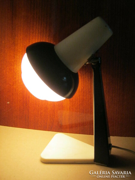 Retro lengyel asztali lámpa