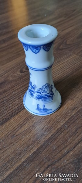 Porcelain candle holder