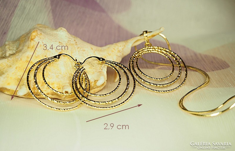 Gold-colored (godfilled) jewelry set, necklace with pendant and earrings
