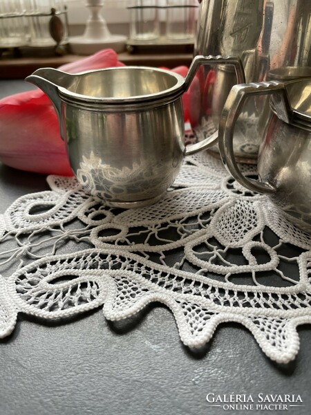 Winter fair! Art deco silver-plated tea and coffee pot, sugar holder, spout