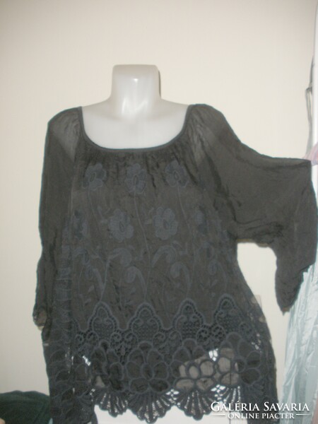 Silk, silk-embroidered black tunic, loose blouse