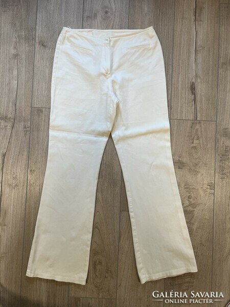 White elastic summer trapeze pants
