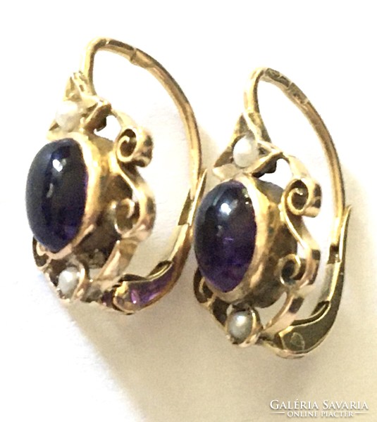 Antique Art Nouveau gold earrings with amethyst pearls