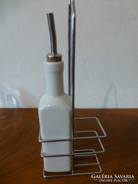 Porcelain oil or vinegar pourer with stand