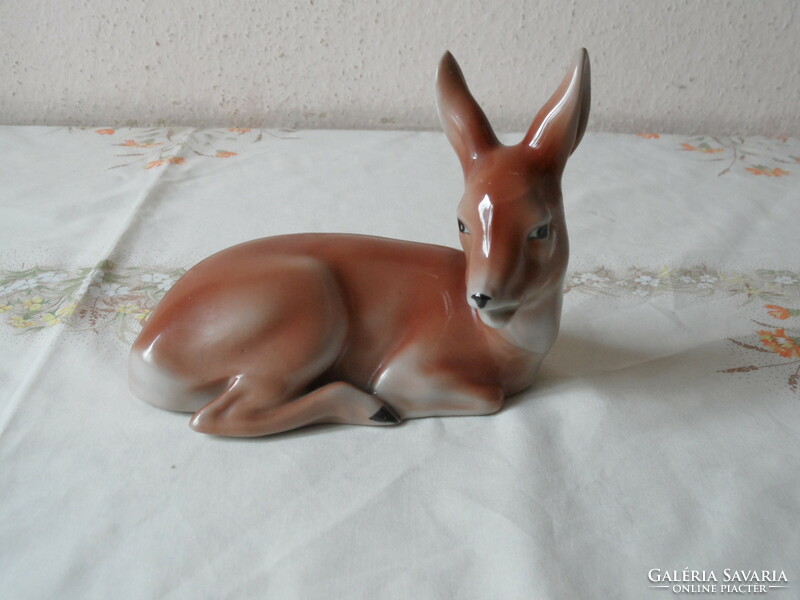 Rpr Cluj porcelain deer figure, nipp