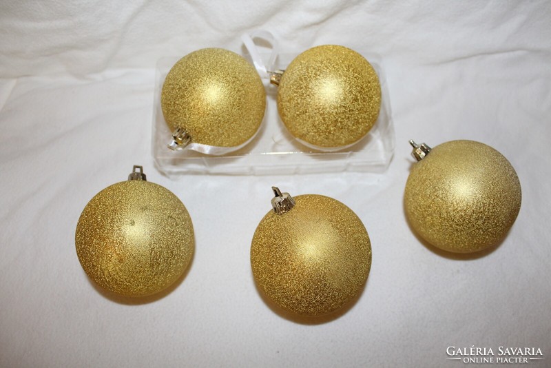Nagy méretű arany színű karácsonyi gömbdíszek