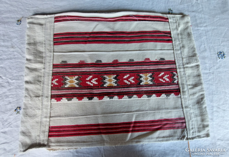 Antique Transylvanian hand-woven Toronto linen decorative cushion cover