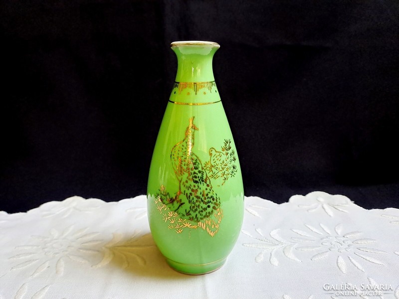 Made in DPRK North Korean porcelain vase with gilded peacock pattern 16 cm