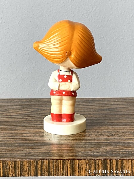 Painted retro plastic little girl statue toy with nodding head