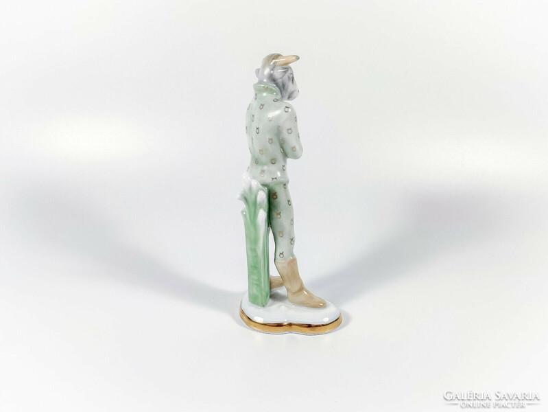 HERENDI, ZODIÁKUS CSILLAGJEGYEK SOROZAT, BIKA, TAURUS, KÉZZEL FESTETT PORCELÁN FIGURA (BT017)