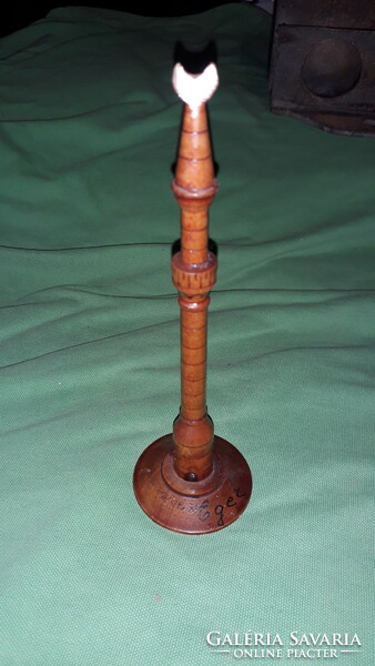 Old wooden souvenir shop souvenir minaret miniature souvenir mouse 18 cm according to the pictures