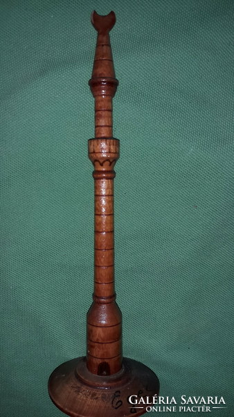 Régi fából készült szuvenírboltos emlék Minaret miniatúra ajándéktárgy EGER 18 cm a képek szerint