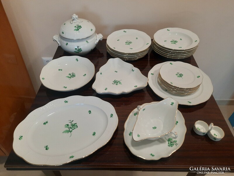 New Herend green flower pattern porcelain dinner set 26 pcs