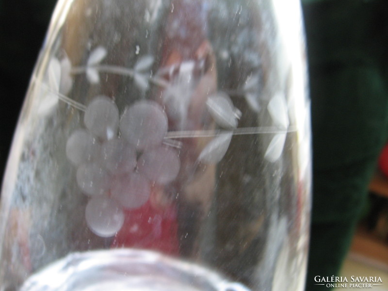 Régi szőlőfürtős porciós üveg palackok 3 db egyben 1 L