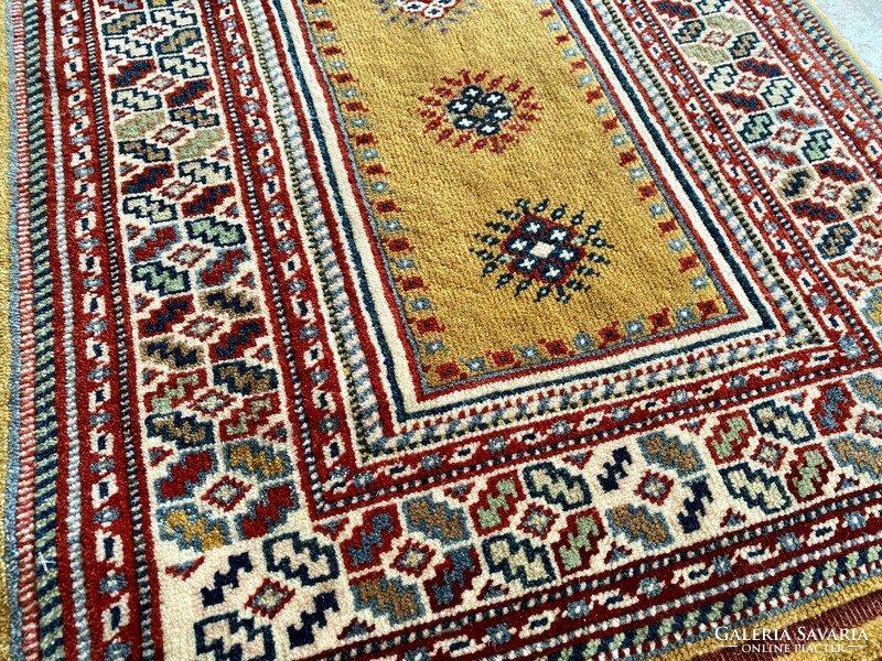 Konya vidéki mustársárga szőnyeg 100x60