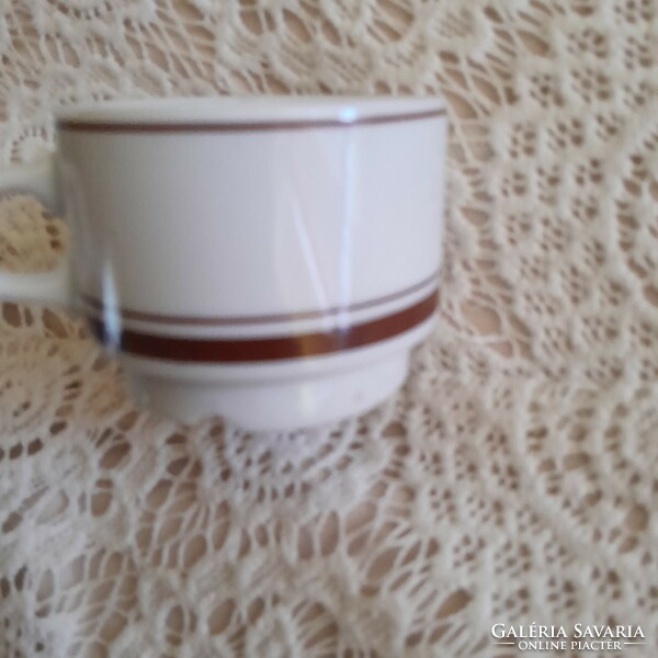 Lowland coffee cup with brown stripes is rare