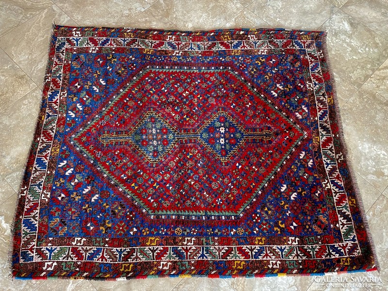 Antique Iranian shiraz Persian carpet 194x166
