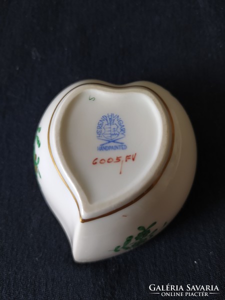 Herendi: heart-shaped bonbonier with Appony pattern, flawlessly marked, 8 cm