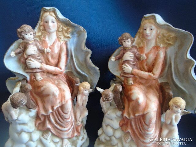 Pair of 2 large porcelain statues with religious scenes, 2 x 4 figures, wonderful work