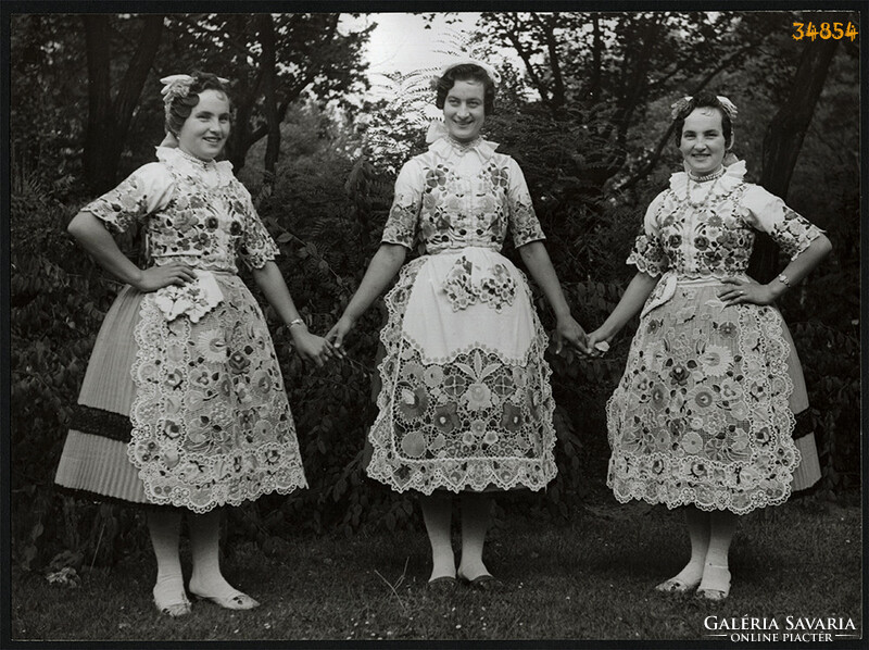 Larger size, photo art work by István Szendrő. Women in Kalocsa folk costume, 1960s
