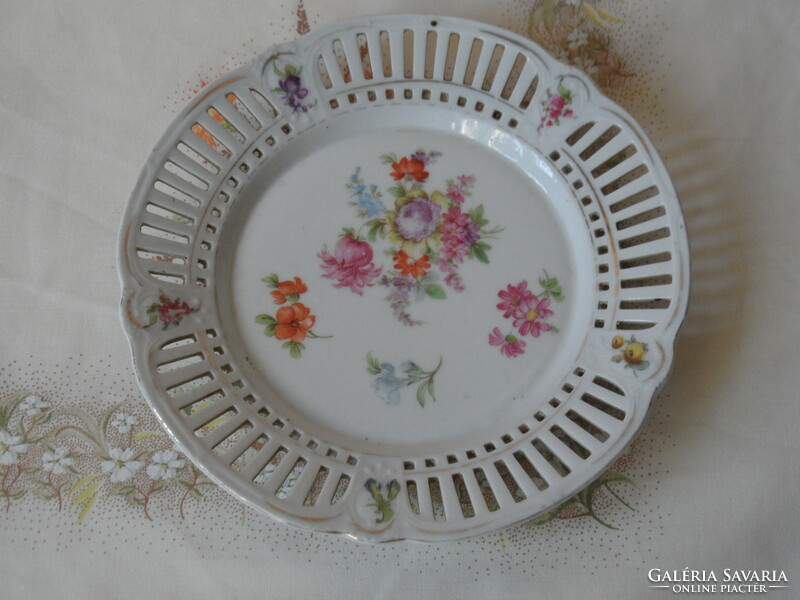 Porcelain cake plate with floral openwork edges