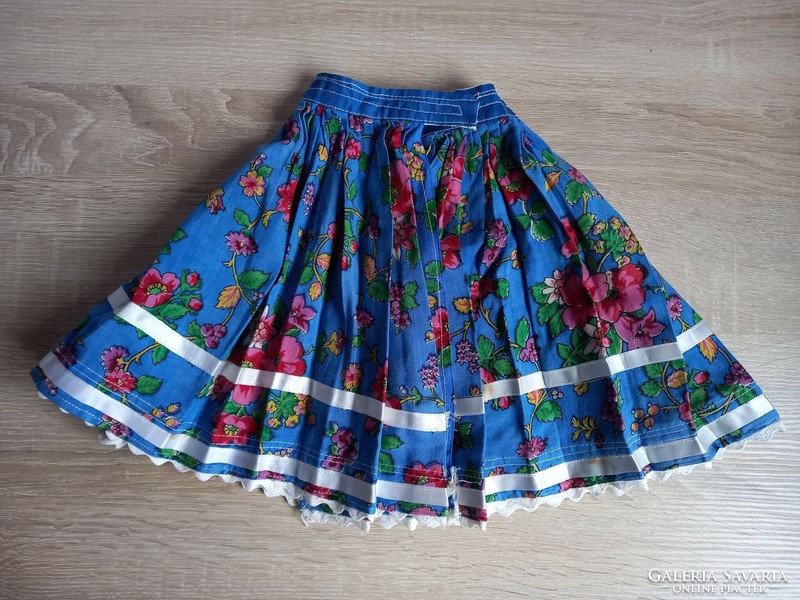 Pink pleated skirt from Kalotaszeg for baby