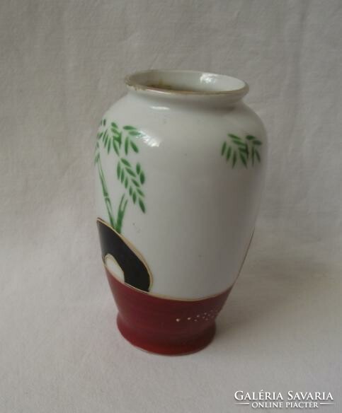 Oriental, Japanese gilded flowerpot vase