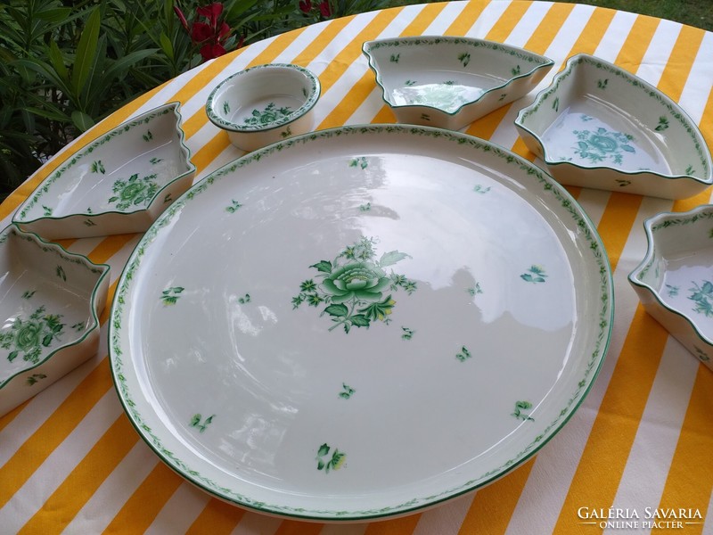A fantastic Herend appetizer offering with a Nanking pattern