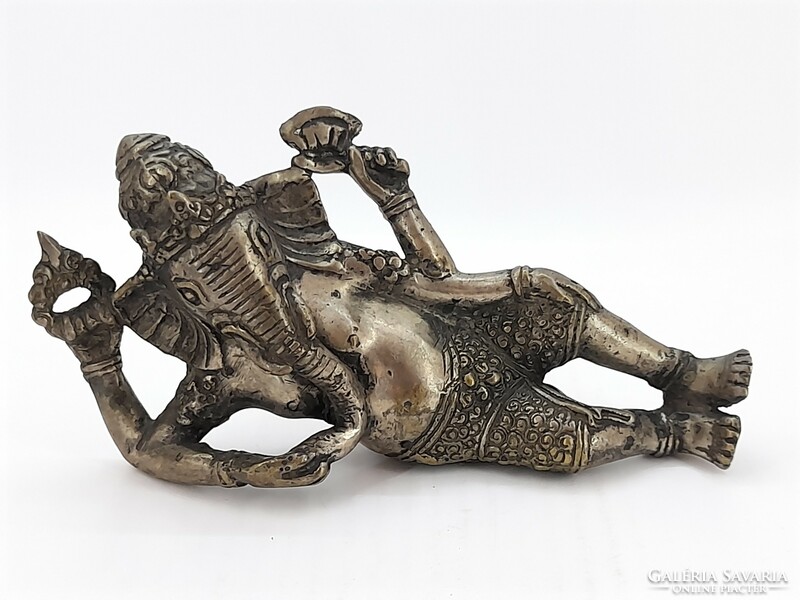 Régi Ganésa, elefántfejű embertestű isten, fémből, 21 cm