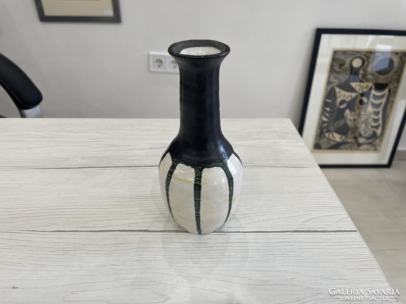 Gorka Lívia ritka kerámia váza modern retro mid century