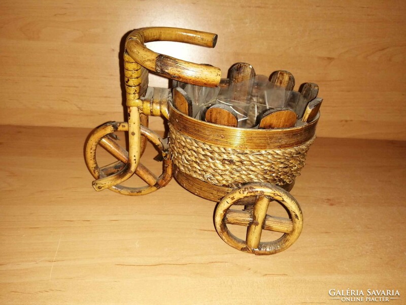 Nice rattan / bamboo tricycle-shaped ornament drink holder or caspo (26/d)