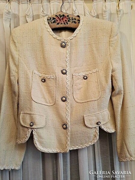 Custom-made blazer s/m with jewel buttons, chanel style in cream color