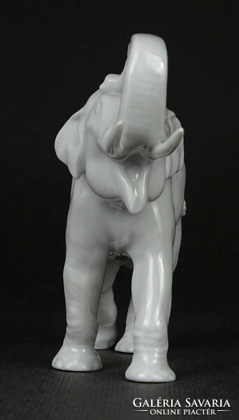 1N666 old small white Viennese augarten porcelain elephant figurine 11.5 Cm