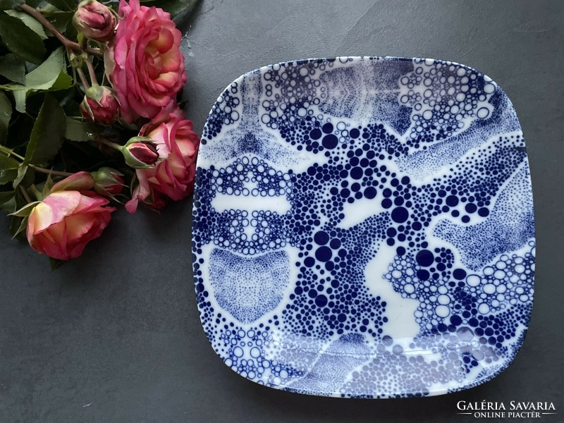 Gerold bavaria underglaze cobalt painted modern decorative plate, offering