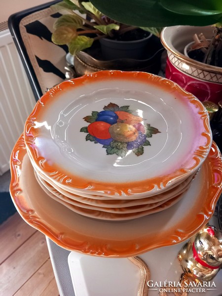Zsolnay porcelán lüszteres szélű süteményes készlet